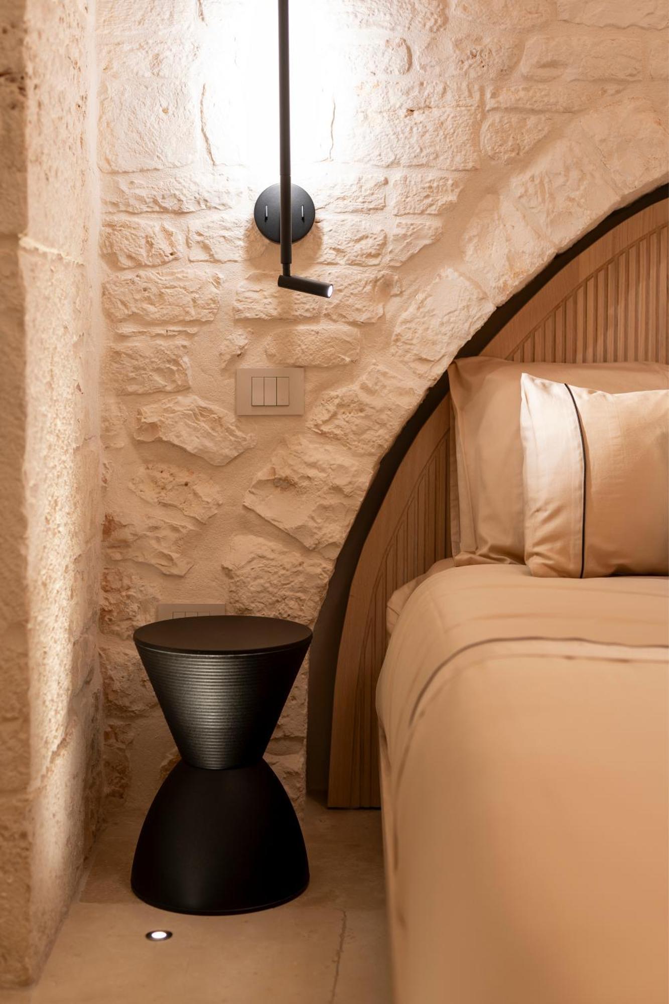 Naiira Luxury Trullo - Jacuzzi And Patio Apartment Alberobello Ngoại thất bức ảnh